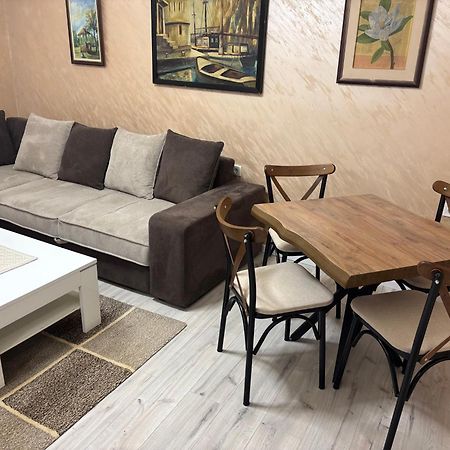 Max Apartments Подгориця Екстер'єр фото
